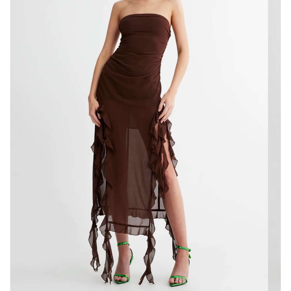 Brand new Lioness RENDEZVOUS DRESS
CHOCOLATE